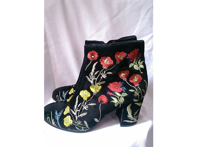 Botines Wittner de ante negro bordado Multicolor - vista 3
