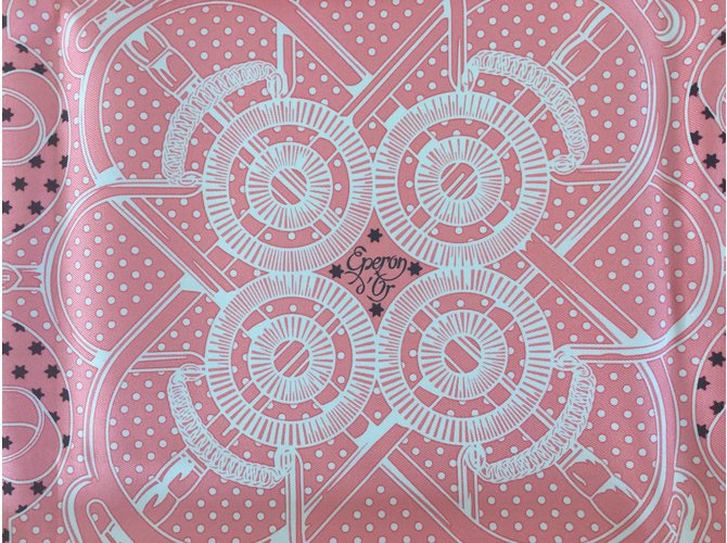 Sciarpa di seta Hermès Square Spur Rosa - vista 3
