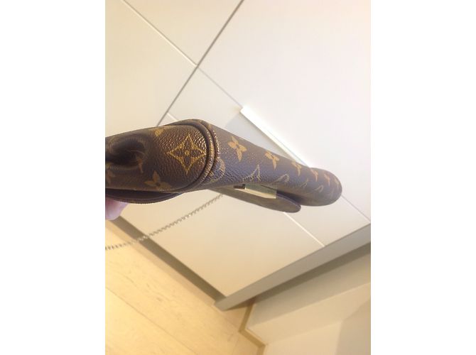Louis Vuitton Favorite MM Marrone - vista 4