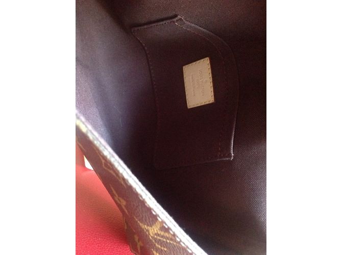 Louis Vuitton Favorite MM Marrone - vista 6