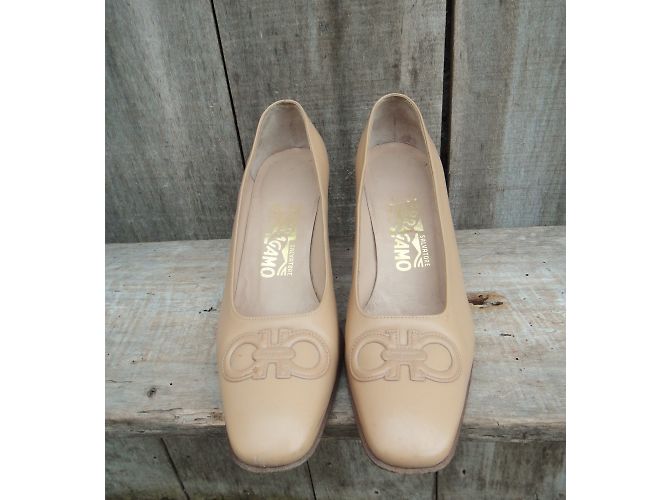 Décolleté Salvatore Ferragamo Beige in Pelle - vista 4