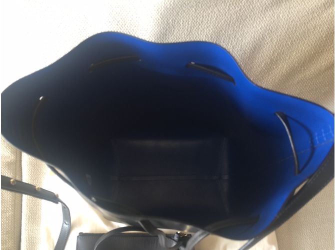 Borsa a secchiello Mansur Gavriel GM nera in pelle Nero - vista 5