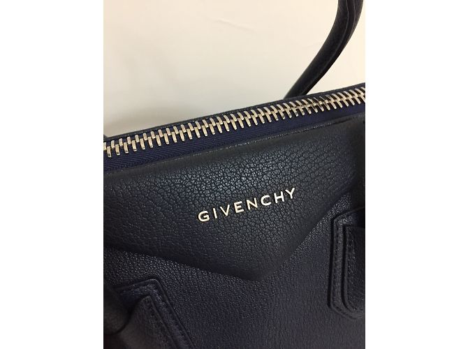 Borsa a mano Givenchy Antigona in pelle blu - vista 2
