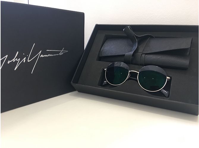 Yohji Yamamoto Oculos escuros - vista 4