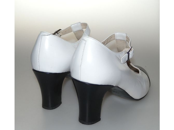 Chanel Heels Black White - view 3