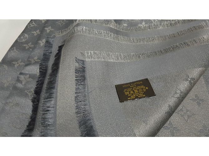 Louis Vuitton Bufanda clásica del monograma Gris - vista 2