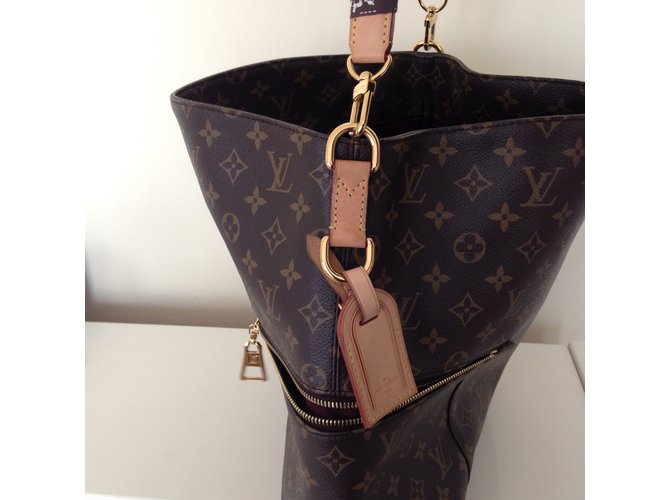 Louis Vuitton Hobo Mélie Marrone scuro - vista 4