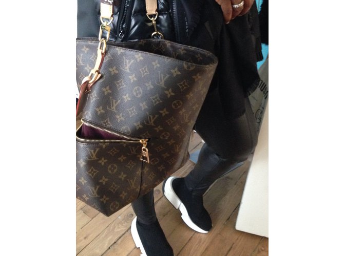 Louis Vuitton Hobo Mélie Marrone scuro - vista 9