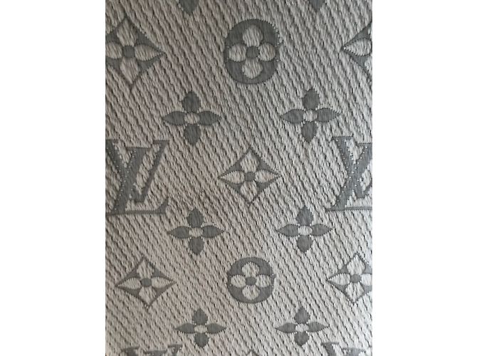 Louis Vuitton Schals Grau - Ansicht 4