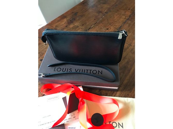 Louis Vuitton Bolsos de embrague Negro - vista 2