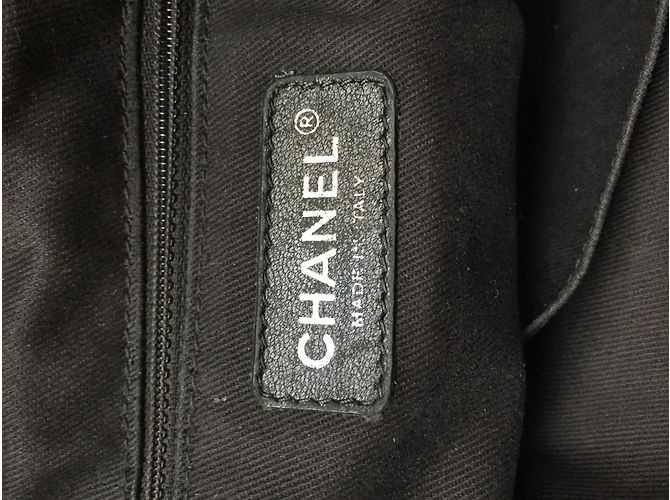 Borsa a mano Chanel blu e nera in pelle - vista 7