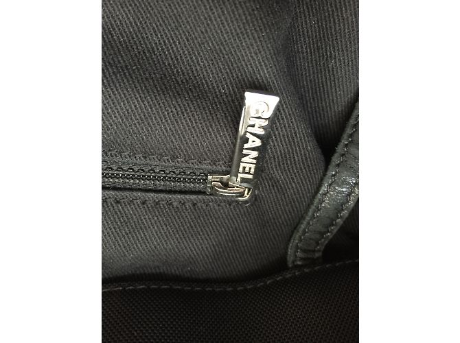 Borsa a mano Chanel blu e nera in pelle - vista 8