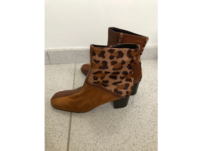 Botines Braccialini de piel con estampado de leopardo - vista 5