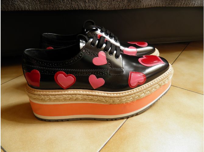 Prada brogues - vue 3