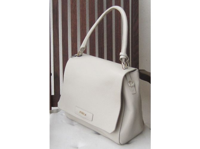 Borsa a mano Furla in pelle color chalk - vista 5
