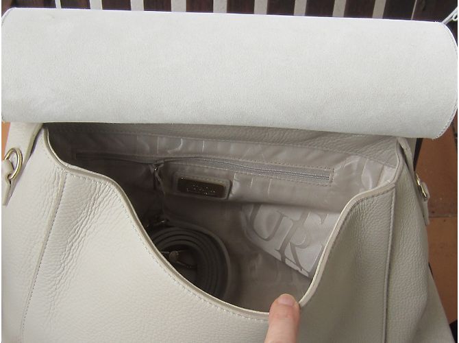 Borsa a mano Furla in pelle color chalk - vista 9