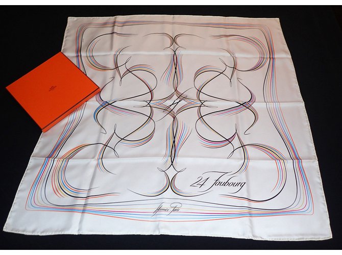 Sciarpa di seta Hermès 24 Faubourg bianca Bianco - vista 5