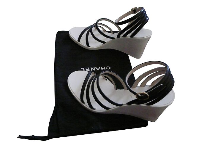 Chanel Sandalen Schwarz Aus weiß - Ansicht 2