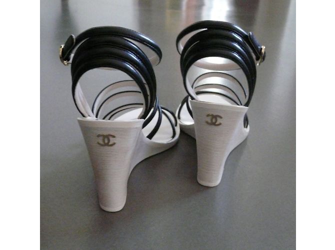 Chanel Sandalen Schwarz Aus weiß - Ansicht 3