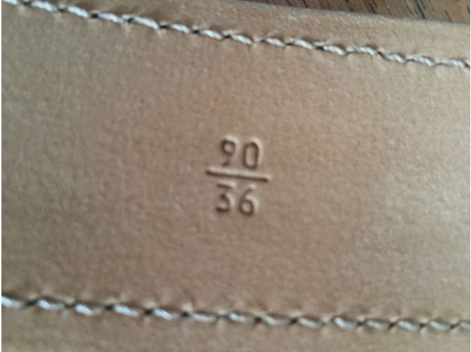 Prada Cintos - vista 3
