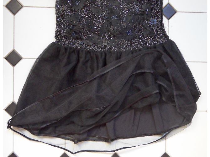 Abito da cocktail Alice + Olivia in seta e tulle nero M - vista 6