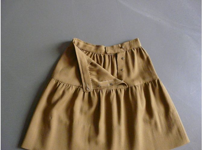 Autre Marque Falda de crepé de lana kaki con puente Caqui - vista 3