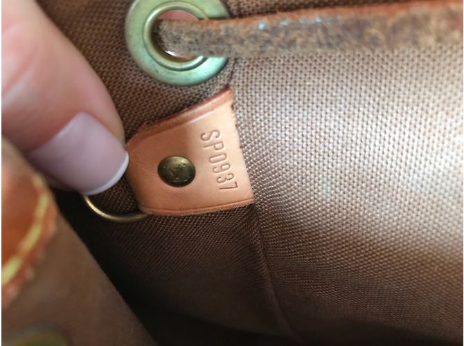 Louis Vuitton Mini Zaino Montsouris in Canvas Monogram Marrone D'oro - vista 10