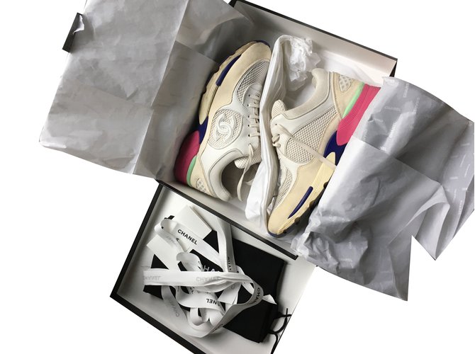 Chanel scarpe da ginnastica Bianco - vista 2