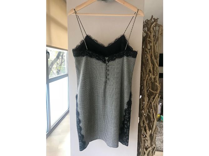 Zara Kleid und Perlen Weste Set Schwarz - Ansicht 3