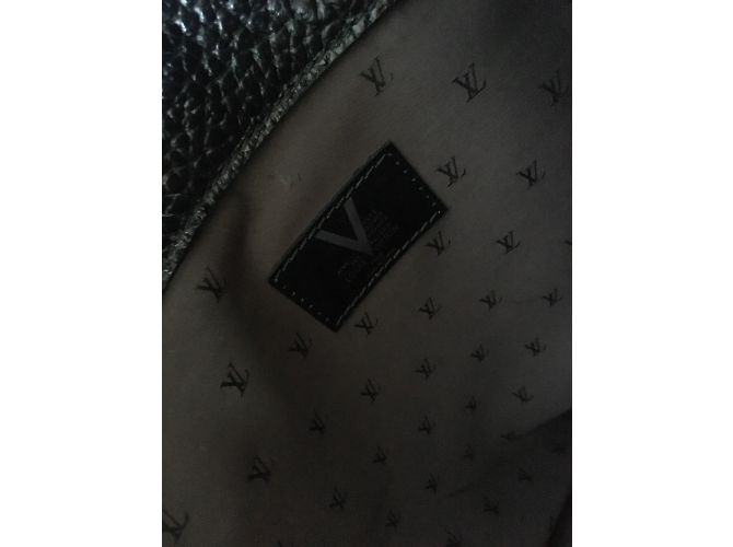 Louis Vuitton Whistler A / H 2006 Nero Argento - vista 6