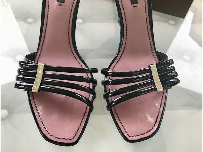 Mule Louis Vuitton in vernice nera Nero - vista 7