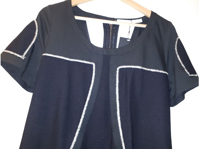Autre Marque Schwarzes Kleid aus Polyester mit Tüll-Details - Ansicht 3