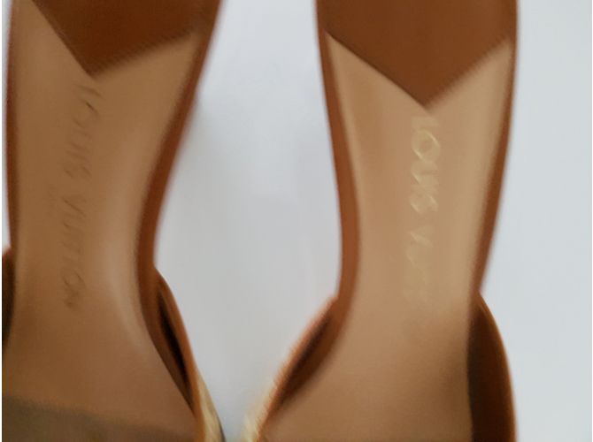 Louis Vuitton monogram kitten heels size Brown - view 10