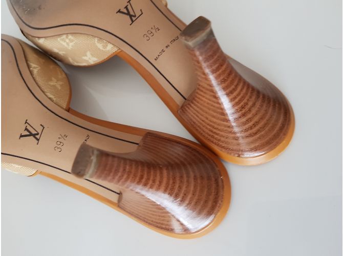 Louis Vuitton monogram kitten heels size Brown - view 7