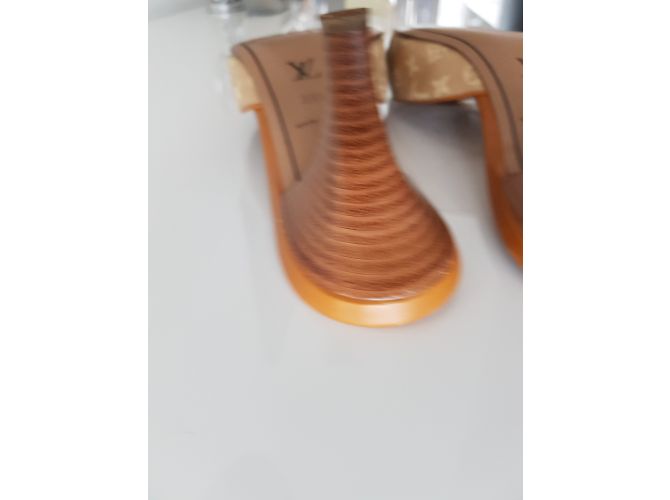 Louis Vuitton monogram kitten heels size Brown - view 8