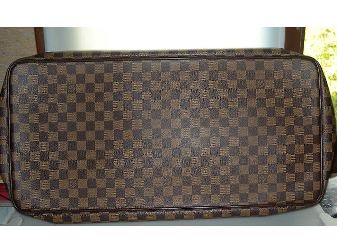 Louis Vuitton GM di Greenwich Marrone scuro - vista 4