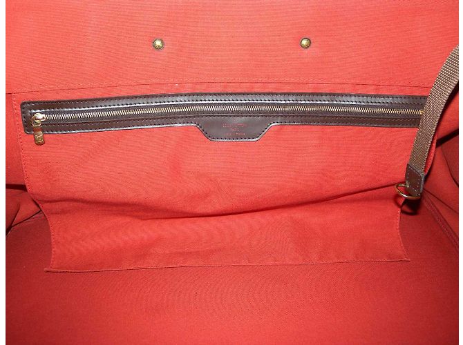 Louis Vuitton GM di Greenwich Marrone scuro - vista 7