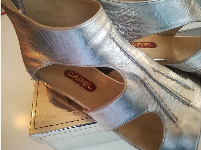 Carel Gladiator Sandalen Silber Leder - Ansicht 5