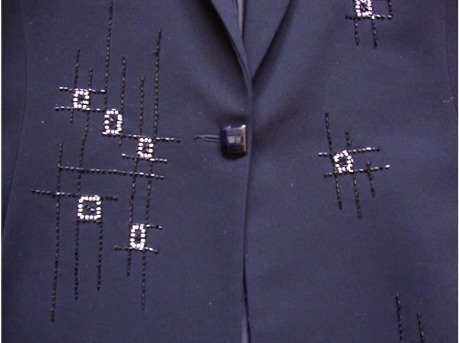 inconnue Schwarze Jacke mit Perlen Dekoration Größe 44 - Ansicht 3