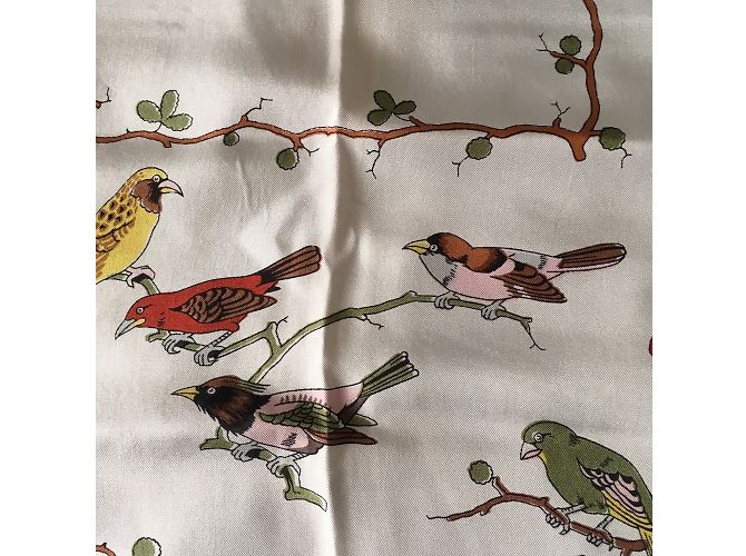 Hermès Sciarpe di seta "Les oiseaux sur un fil" Hugo GRYGKAR Multicolore - vista 6