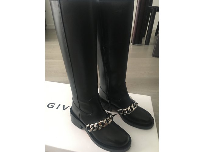 Givenchy Chain Lederstiefel Schwarz - Ansicht 3