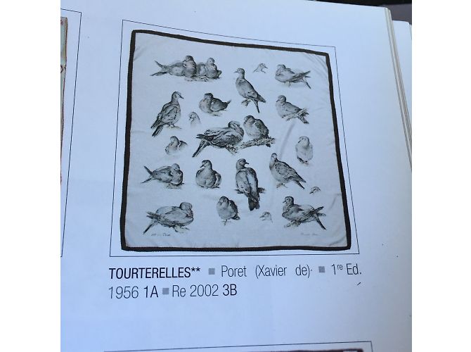 Hermès Sciarpa di seta les touterelles Xavier de Poret Beige - vista 8