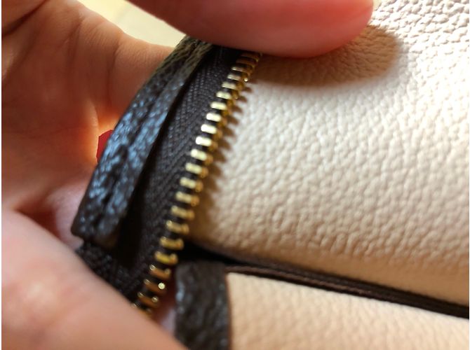 Borsa da toilette di Louis Vuitton 19 Marrone - vista 3