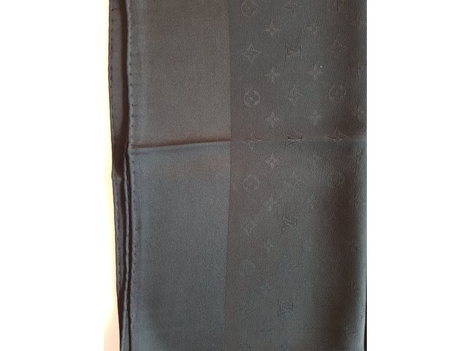Louis Vuitton Schwarzer Seiden-Monaco Square-Schal - Ansicht 4