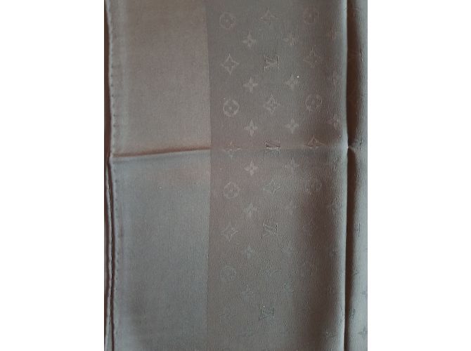 Louis Vuitton Schwarzer Seiden-Monaco Square-Schal - Ansicht 5