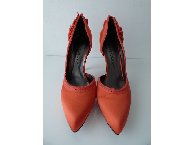 Lanvin Orange Satin and Leather Pumps 41 - view 4