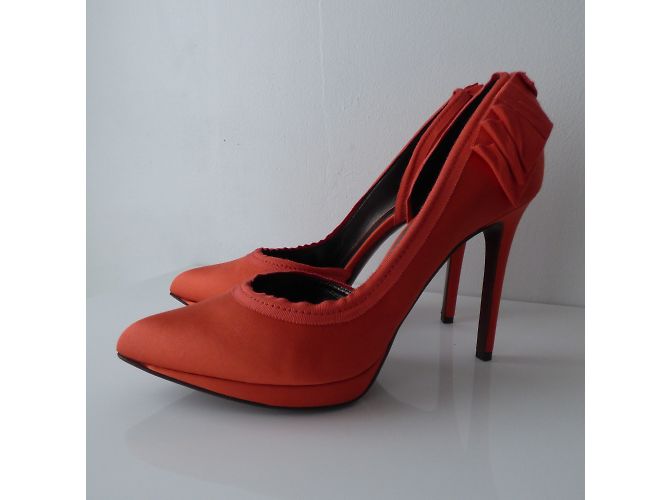 Lanvin Orange Satin and Leather Pumps 41 - view 5