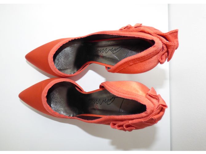 Lanvin Orange Satin and Leather Pumps 41 - view 8