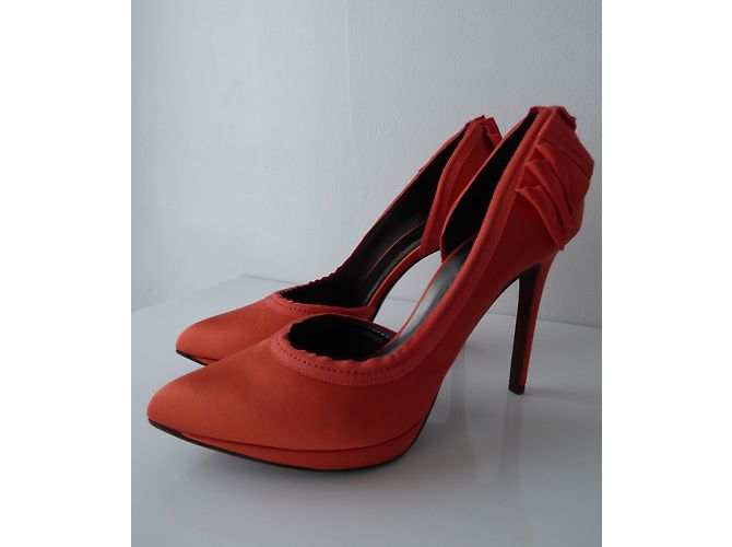Lanvin Orange Satin and Leather Pumps 41 - view 9