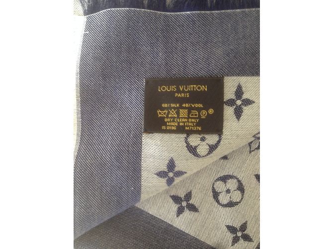 Louis Vuitton Classical Monogram Scarf Blue - view 3